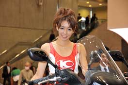 2009年第41回東京モーターショー イベントコンパニオン画像集