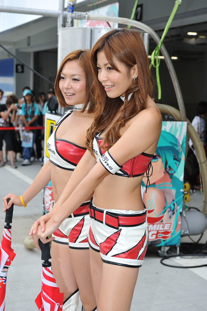 2011年SuperGT第5戦鈴鹿サーキット レースクイーン画像集
