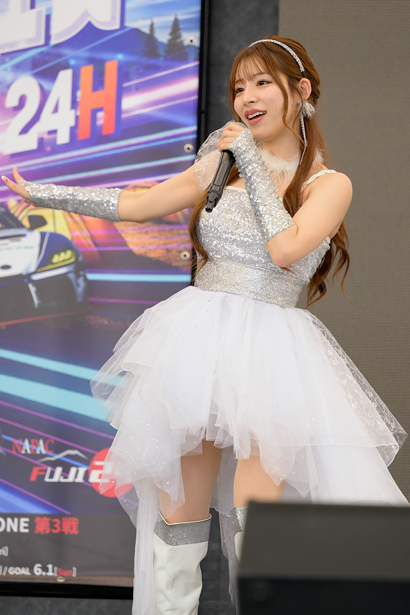 2025年Super耐久第3戦フレッシュエンジェルズステージ花乃衣美優さん