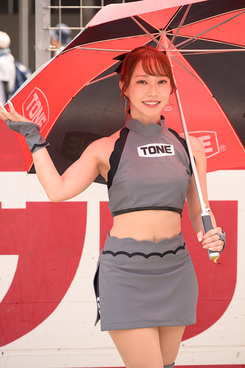 2025年SuperGT第4戦富士スピードウエイDay2ピットウオーク