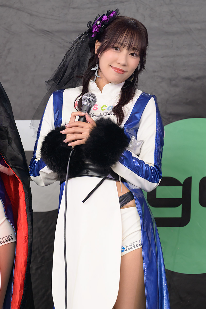 スーパーフォーミュラ第10戦レースアテンダント