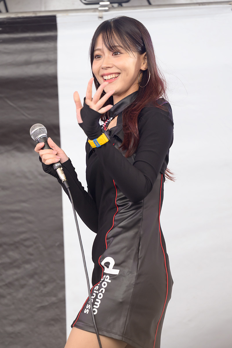 スーパーフォーミュラ第10戦レースクイーン画像集ステージ編