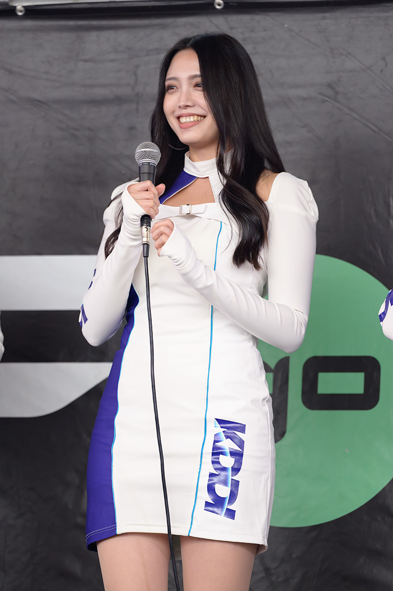 スーパーフォーミュラ第10戦レースクイーン画像集ステージ編