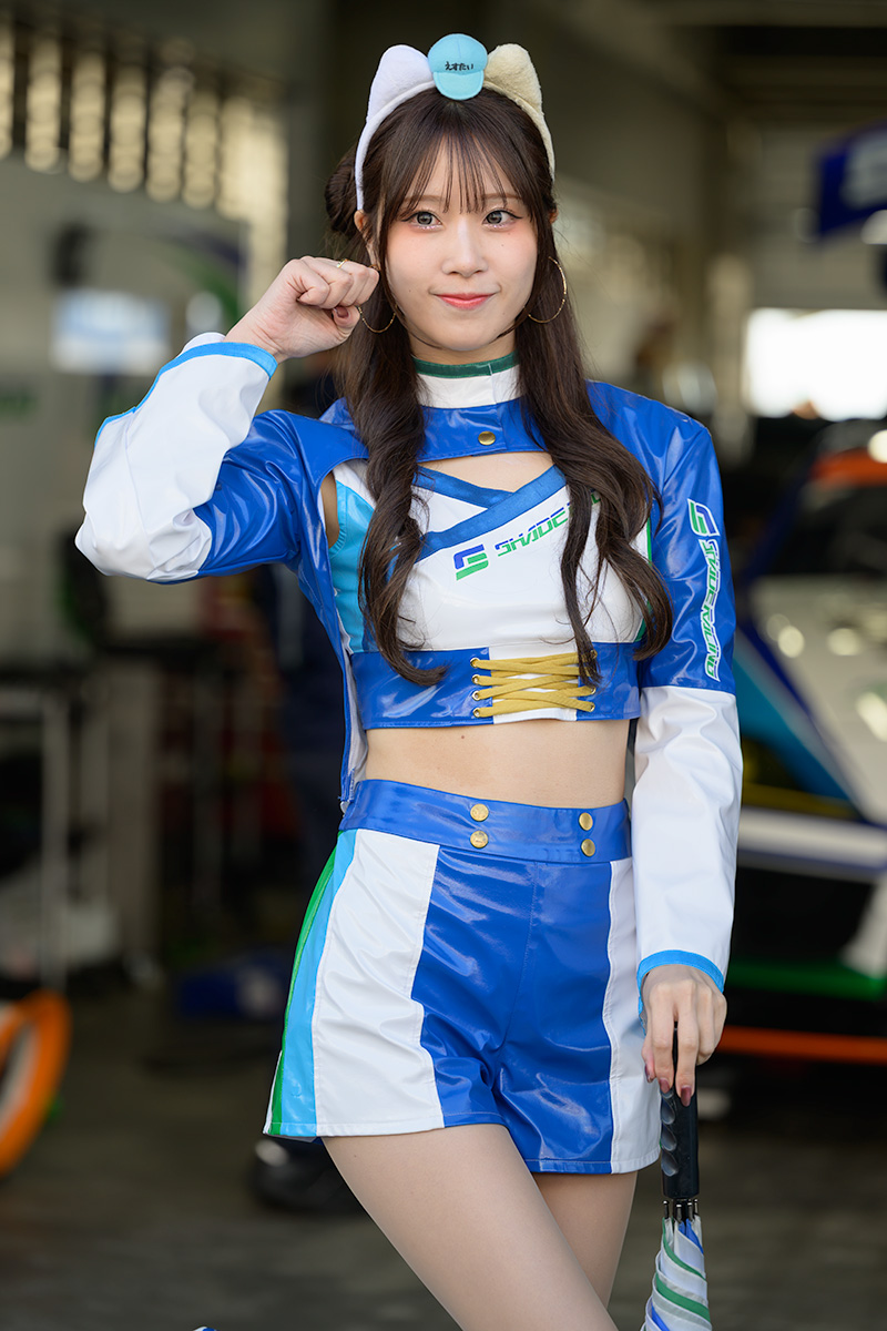 2025スーパー耐久第8戦レースクイーン画像集予選日ピットウオーク編Part1