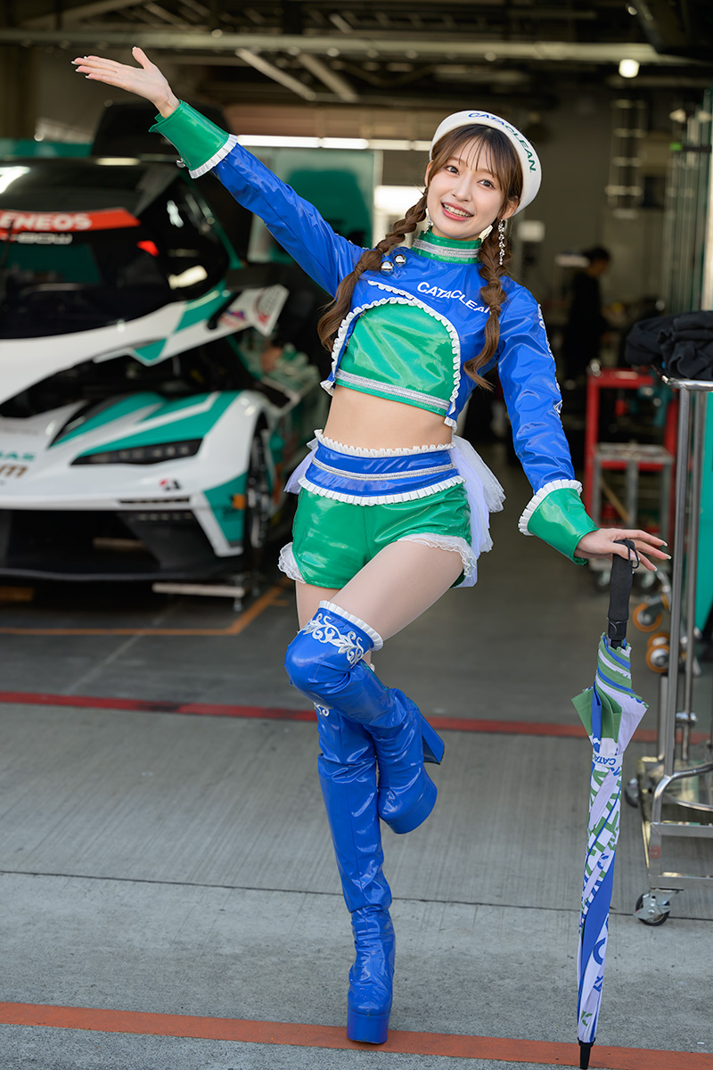 2025スーパー耐久第8戦レースクイーン画像集予選日ピットウオーク編Part1