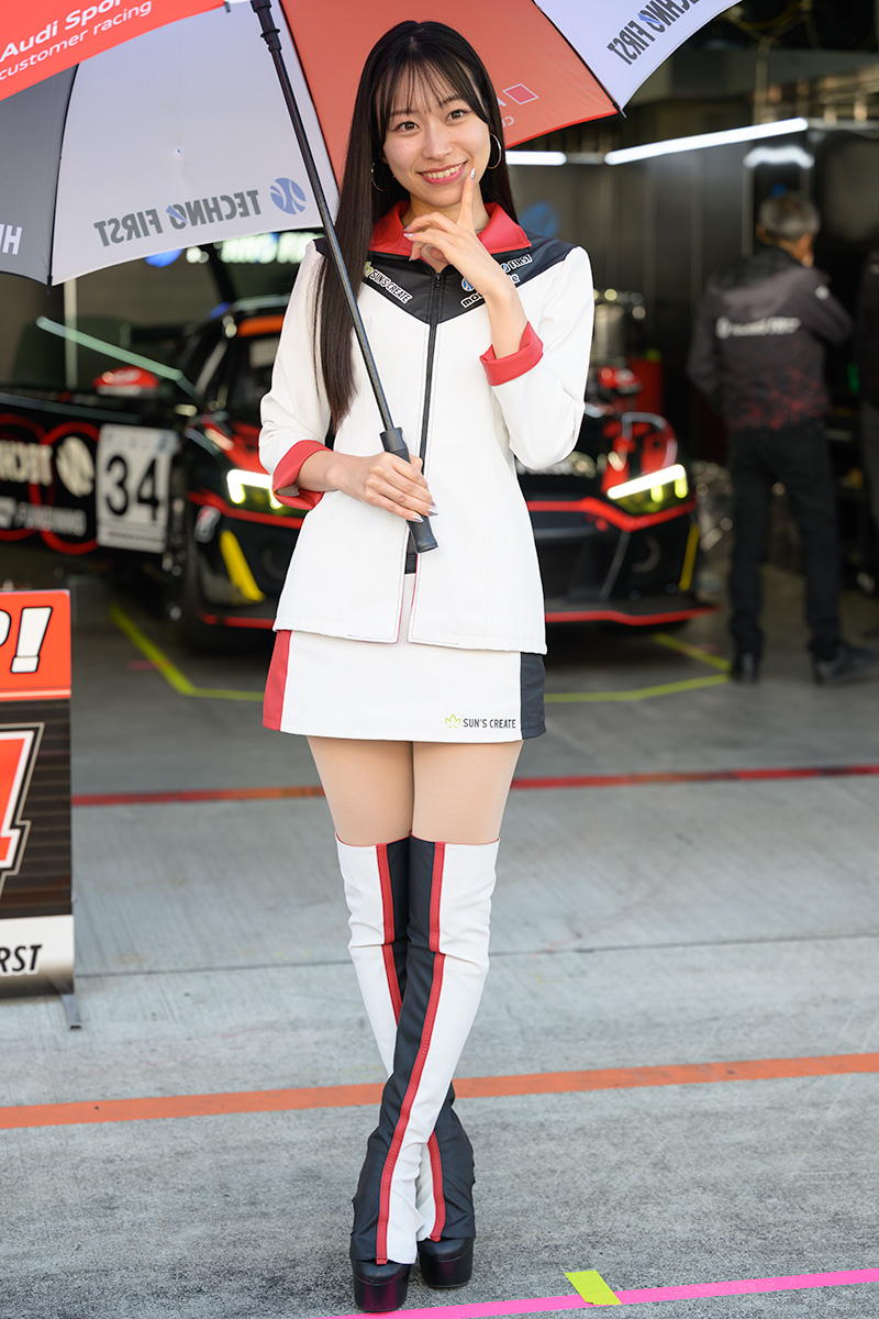 2025スーパー耐久第8戦レースクイーン画像集予選日ピットウオーク編Part2