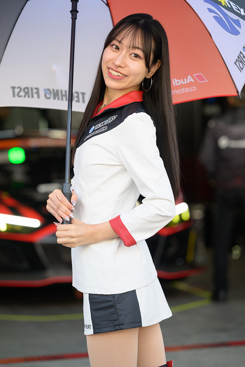 2025スーパー耐久第8戦レースクイーン画像集予選日ピットウオーク編Part2