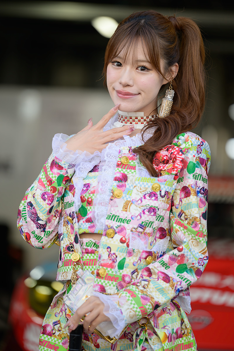 2025スーパー耐久第8戦レースクイーン画像集予選日ピットウオーク編Part3